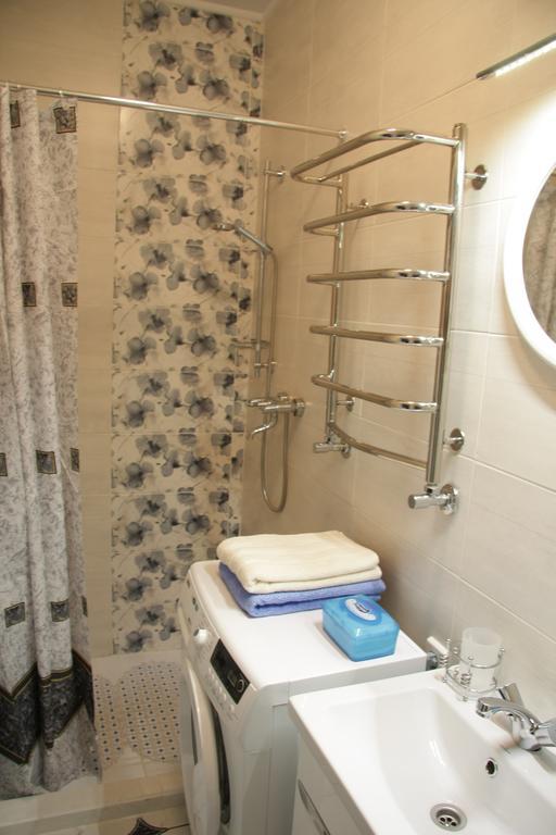 Apartment On Virmenska Street 2 إلفيف المظهر الخارجي الصورة